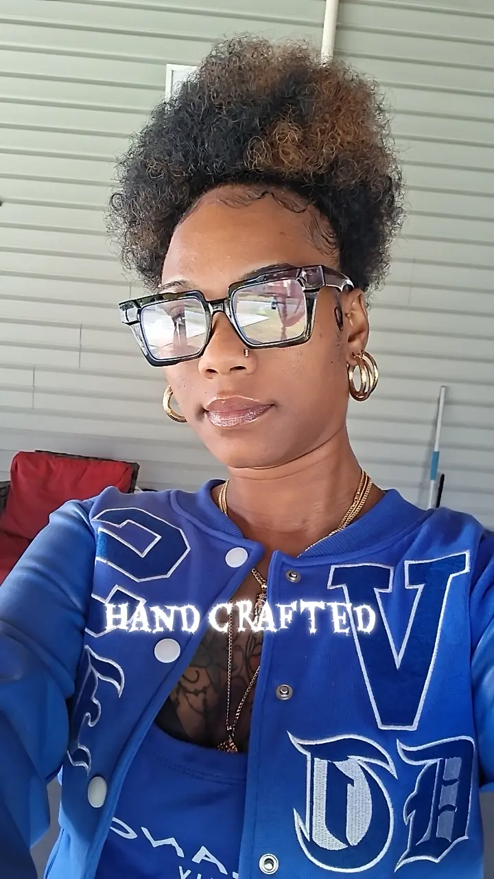 Cruise Brothers Travel Agent Vahista Lavant